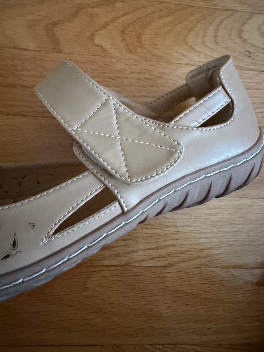 Mary Jane Shoes Womens Size 8.5 Tan - Picture 4 of 16